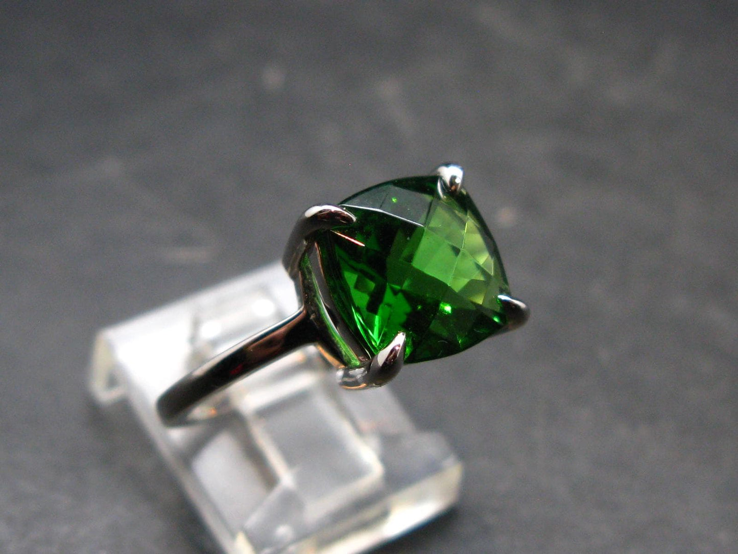 Helenite Gaia Stone Gem Sterling Silver Ring From Washington - Size 8 - 3.20 Carats