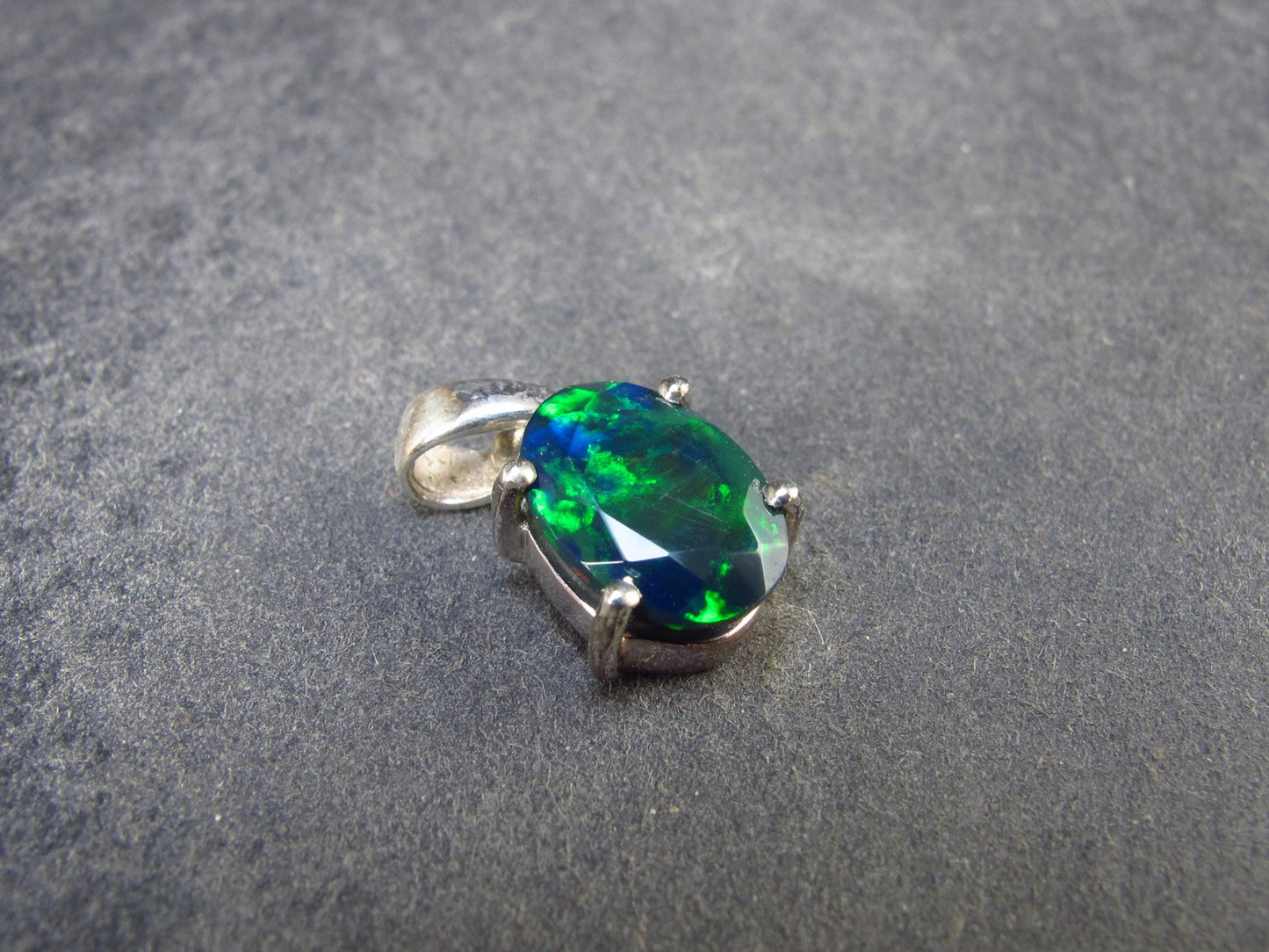 Rare Black Opal Sterling Silver Pendant from Australia - 0.7" - 1.29 Grams