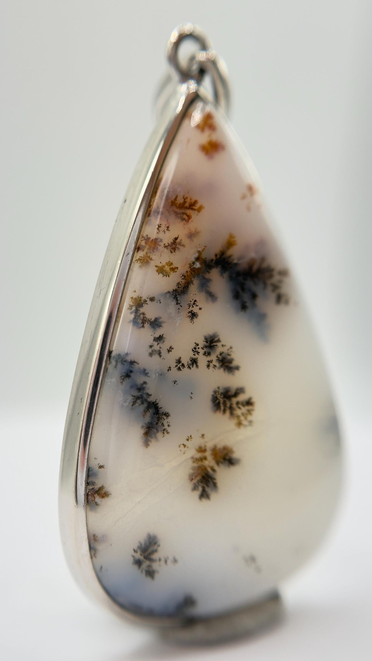 Agate Teardrop Pendant – Natural Scenic Pattern Statement Jewelry