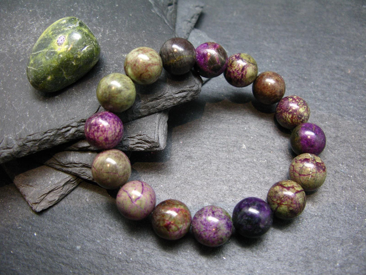 Atlantasite (Stichtite & Serpentine) Genuine Bracelet ~ 7 Inches ~ 12mm Round Beads