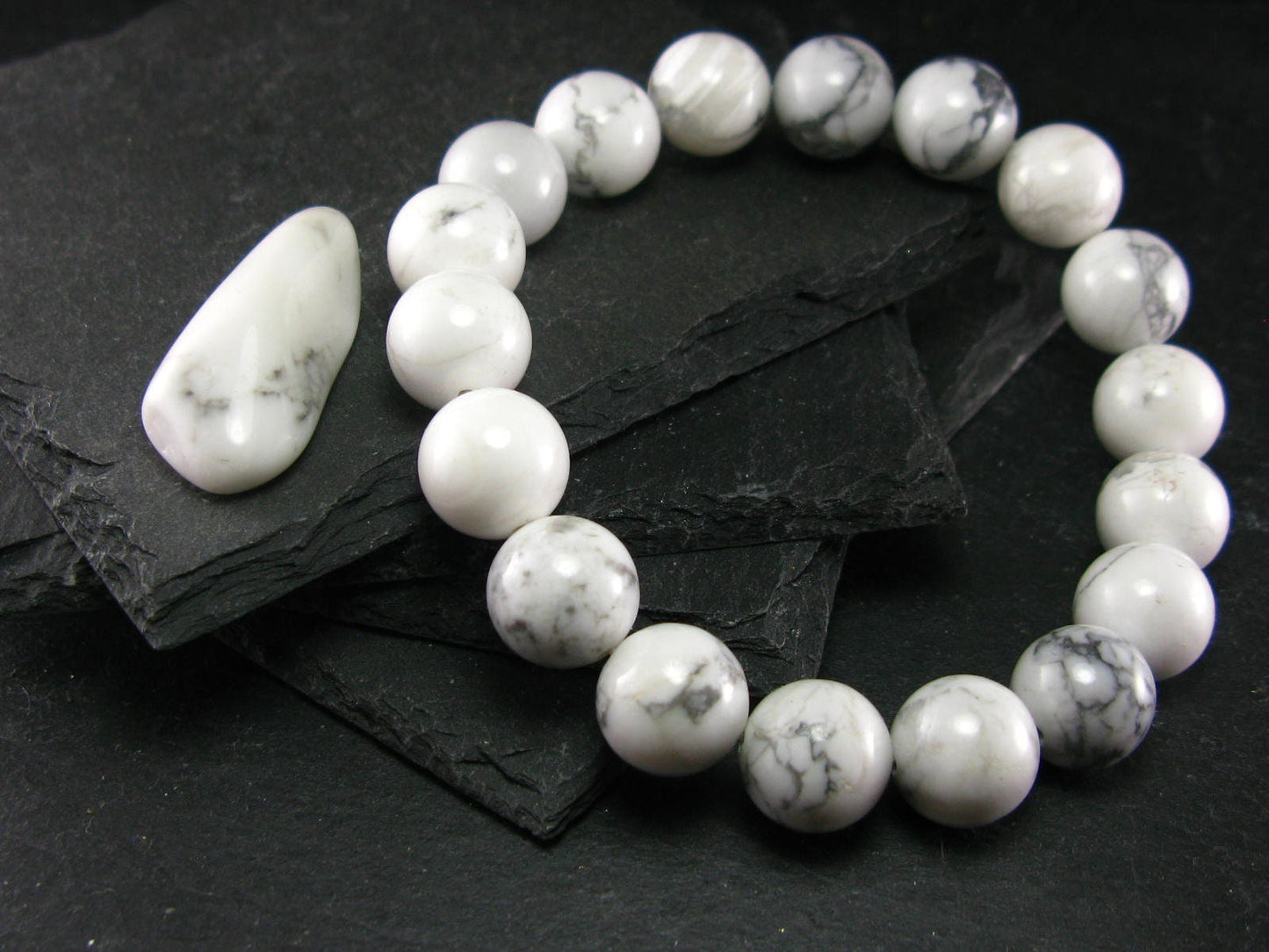 Howlite Genuine Bracelet ~ 7.5 Inches ~ 12mm Round Beads