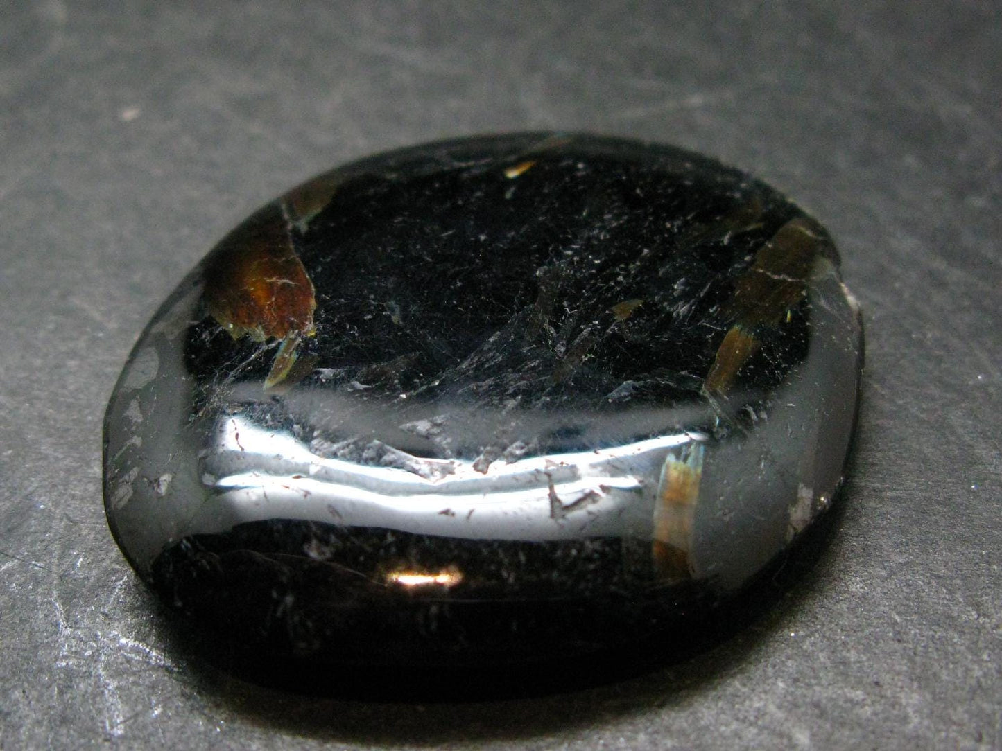 Rare Nuumite Nuummite Tumbled Stone From Greenland - 28.86 Grams - 1.8"