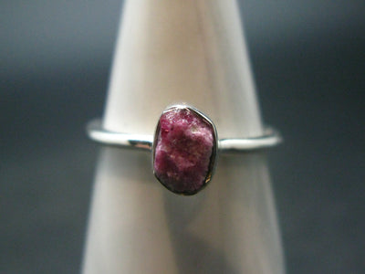 Bixbite Red Emerald Beryl Silver Ring From Utah USA - Size 6 - 1.90 Grams