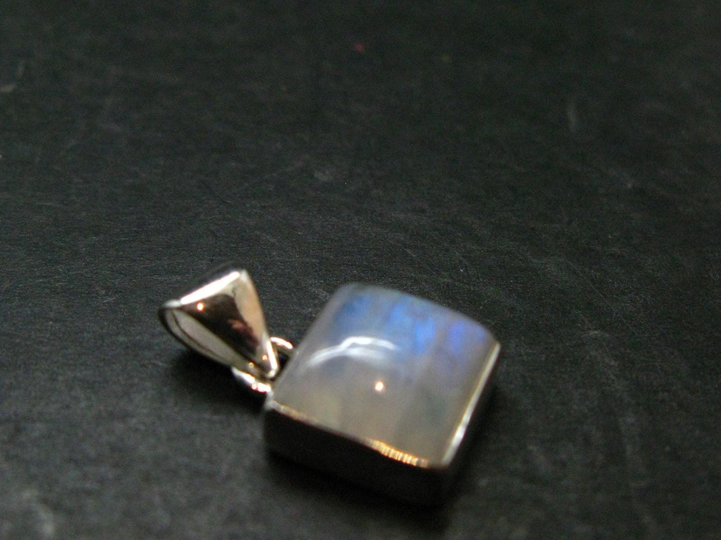 Natural Glow From Inside Moonstone 925 Silver Pendant - 0.7" - 2.64 Grams