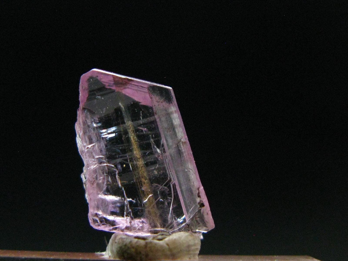Tanzanite Gem Untreated Pink Crystal From Tanzania - 4.50 Carats -0.6"