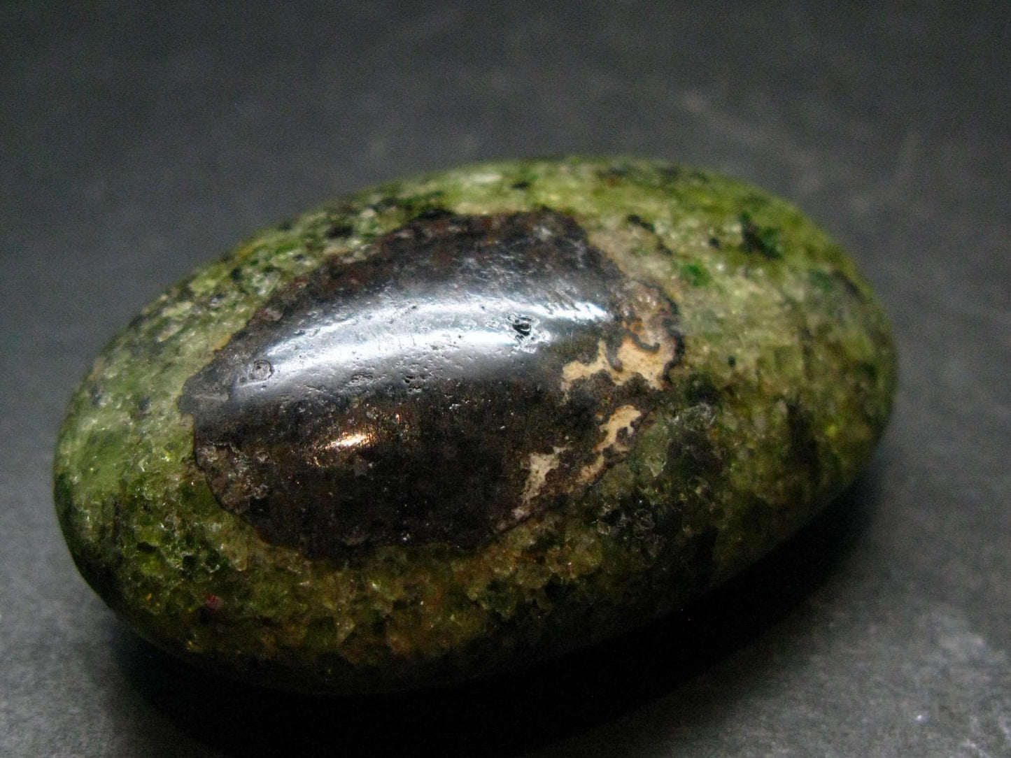 Peridot Olivine Tumbled Stone from Arizona, USA - 2.1" - 65.0 Grams