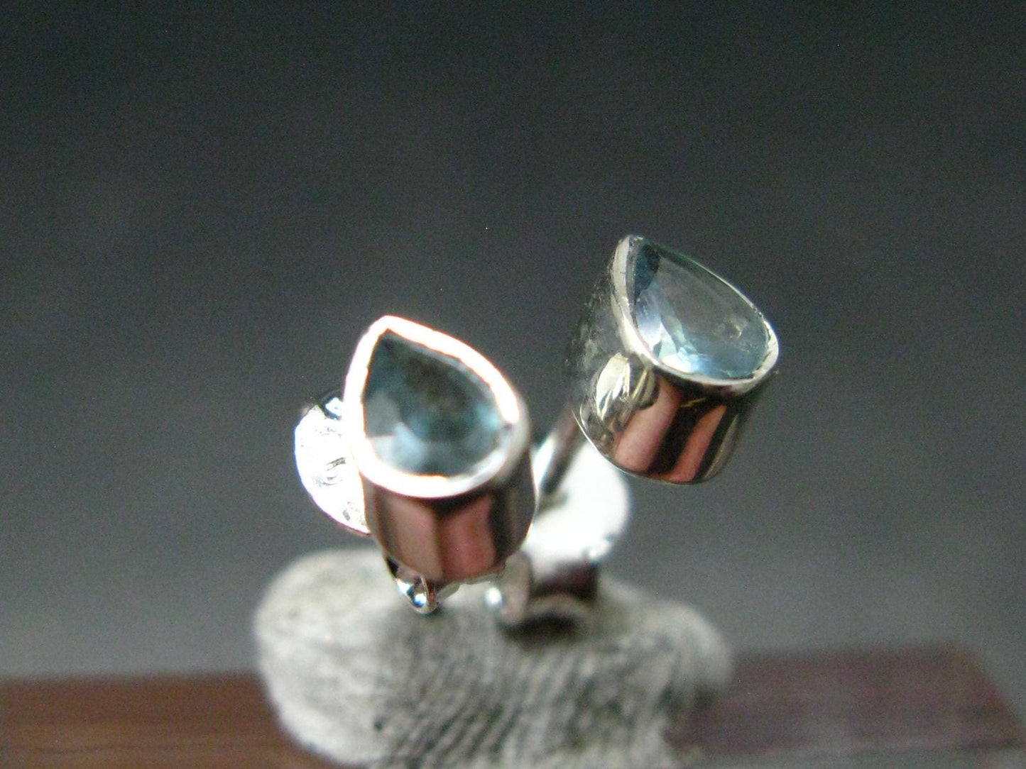 Alexandrite Gem Silver Stud Earrings From Russia - 0.87 Grams
