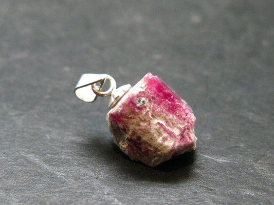 Bixbite Red Emerald Beryl Silver Pendant From Utah USA - 6.30 Carats - 0.7"