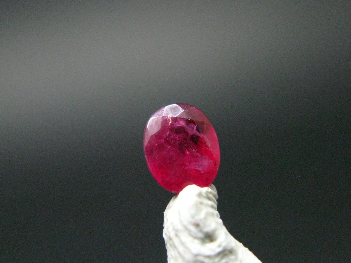 Beautiful Rare Gem Bixbite Red Beryl Emerald Cut Stone From Utah USA - 0.20 Carats - 4.0x3.2mm