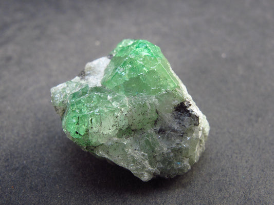 Gem Tsavorite Tsavolite Garnet Crystal from Tanzania - 58.60 Carats - 0.9"