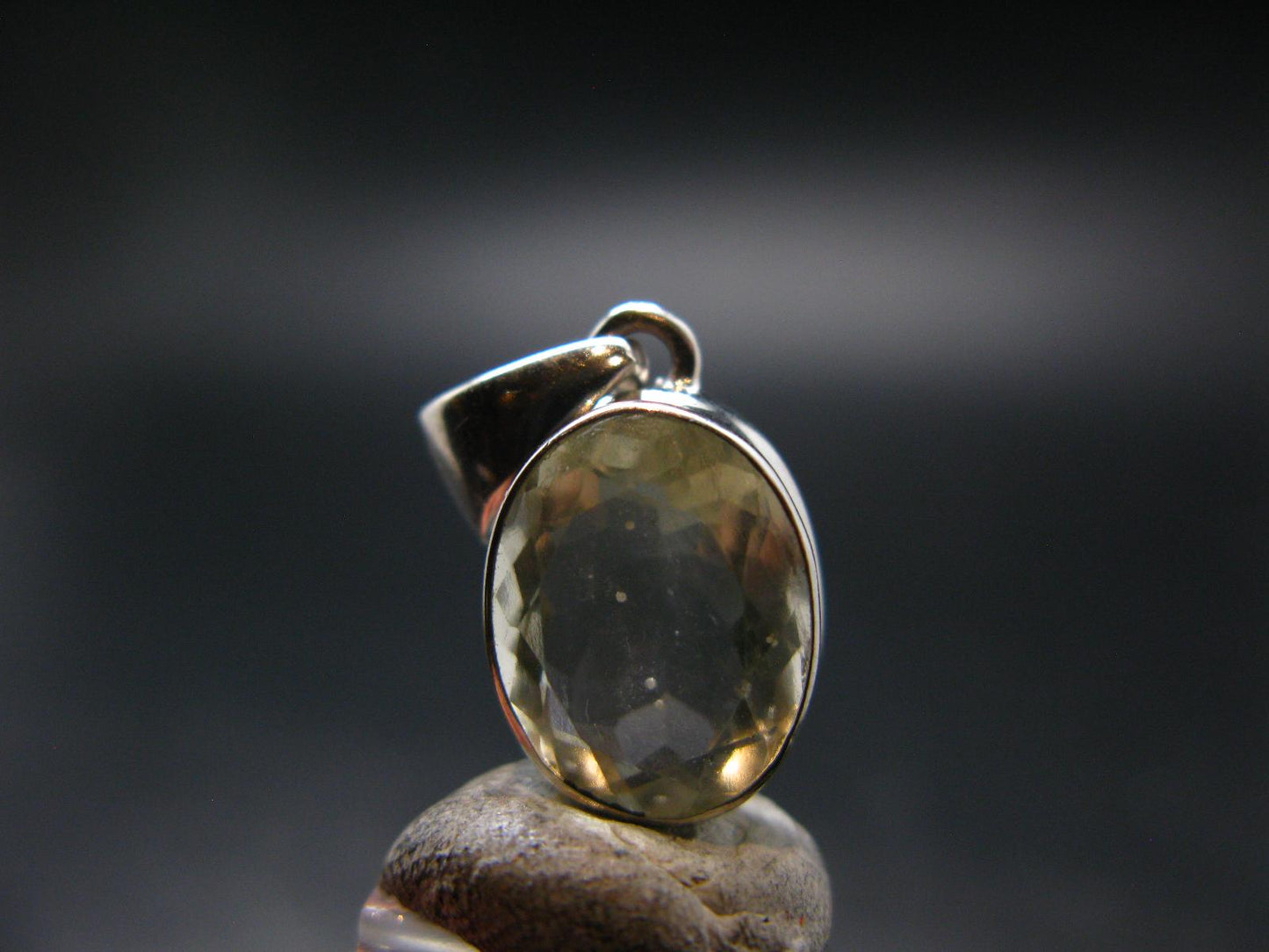 Gem Libyan Desert Glass Tektite Faceted Pendant Sterling Silver from Libya - 0.9" - 3.03 Grams