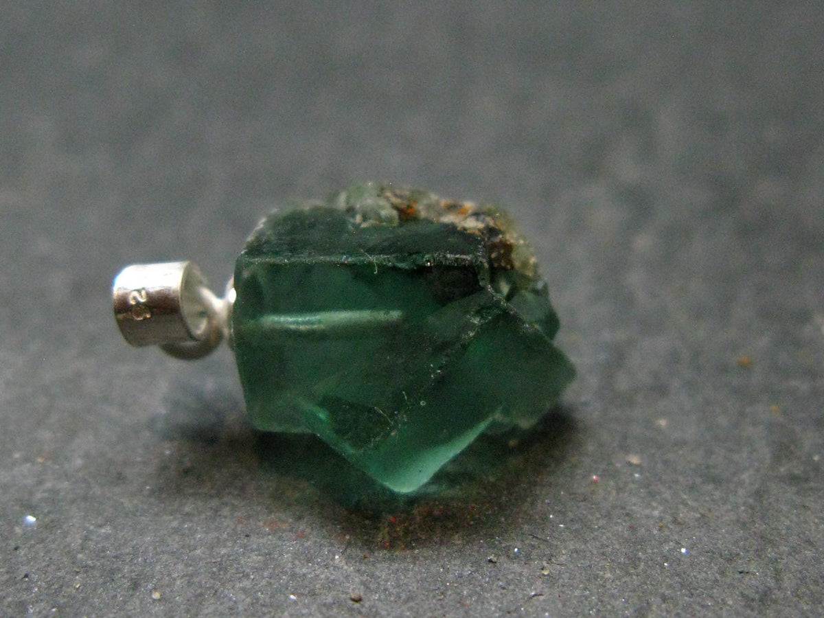 Rare!! Emerald Green Fluorite Crystal Silver Pendant From UK - 1.78 Grams - 0.7"