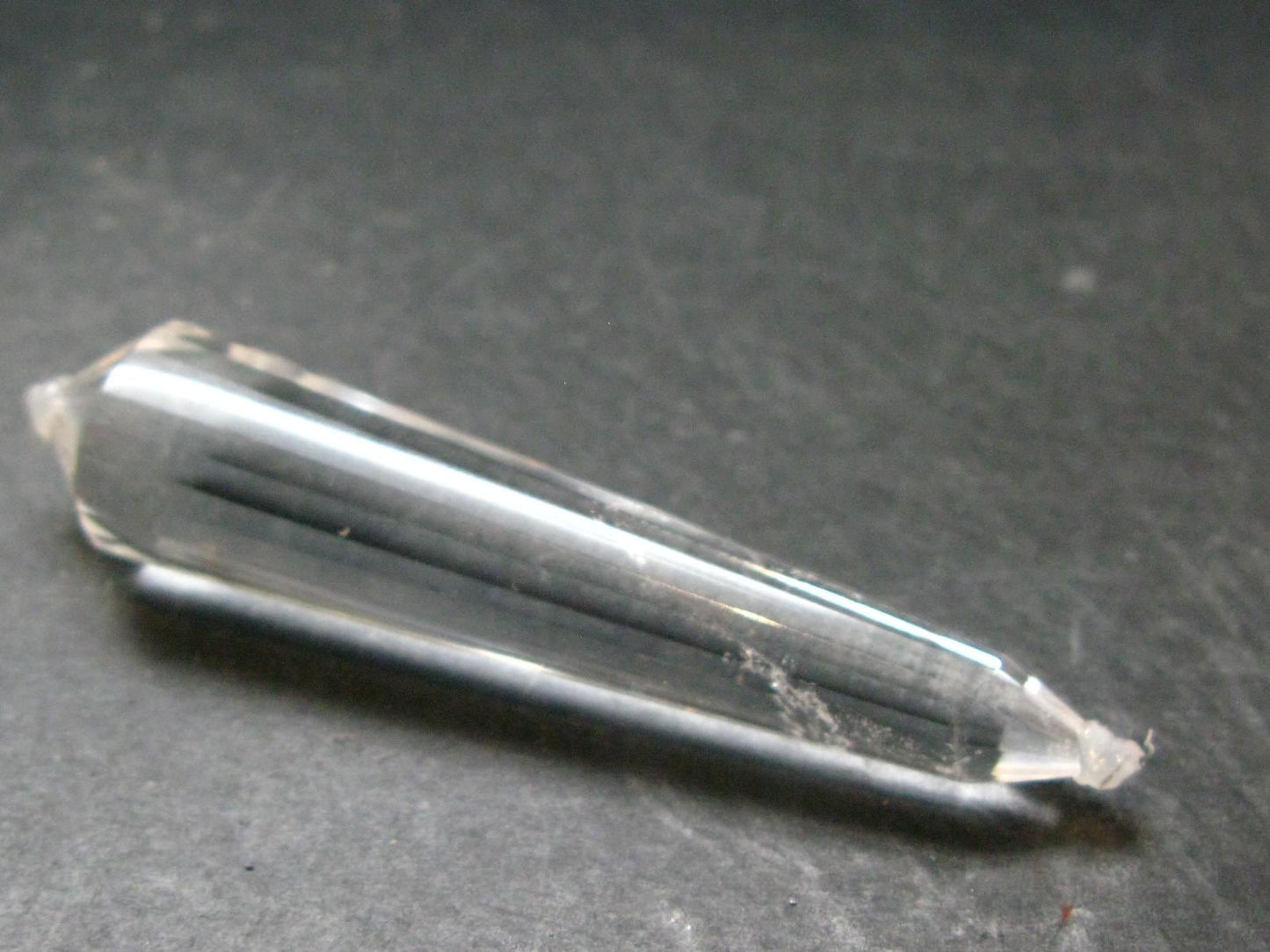 Perfect Quartz Vogel Crystal Healing Wand - 3.6" - 34.73 Grams