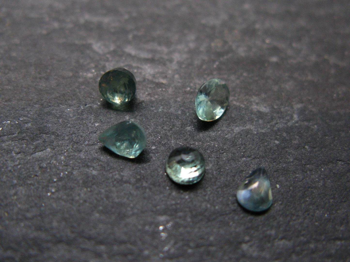 Lot of 5 Alexandrite Chrysoberyl Cut Facetted Gems From Russia - 0.97 Carats Combined