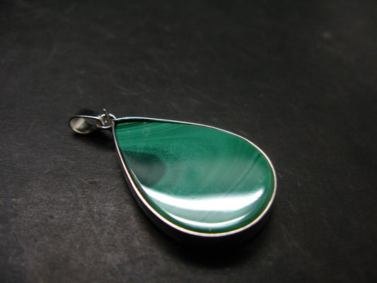 Queen of Green!! Genuine Vivid Vibrant Green Malachite Sterling Silver Pendant - 1.6" - 9.93 Grams
