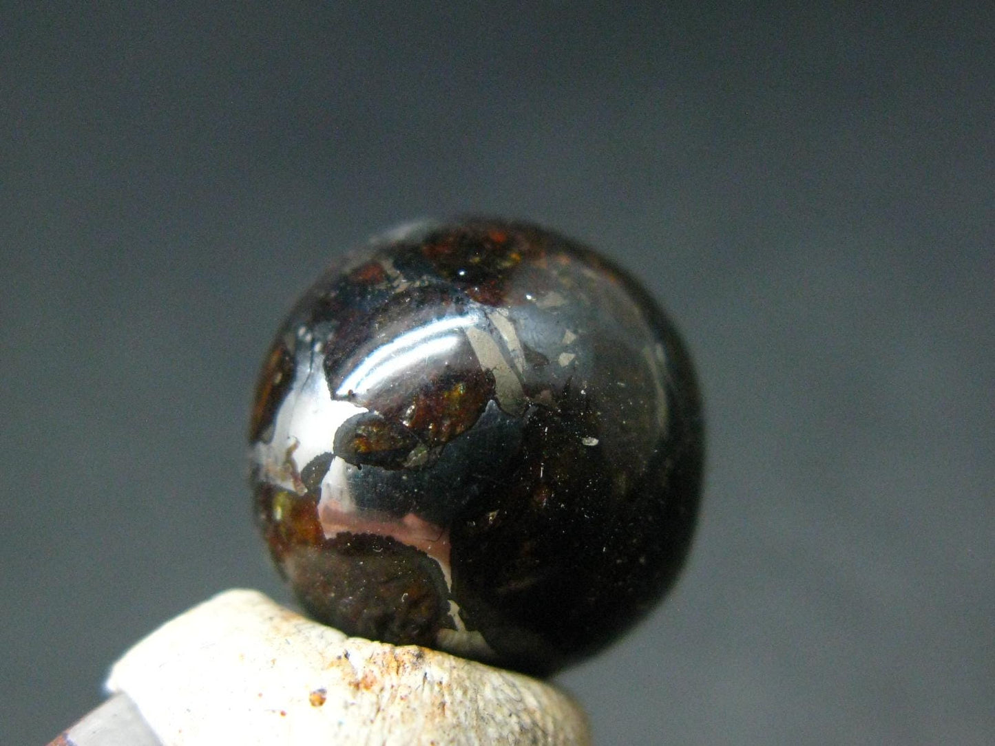 Pallasite Olivine Brahin Meteorite 14mm Round Bead from Belarus - 5.78 Grams