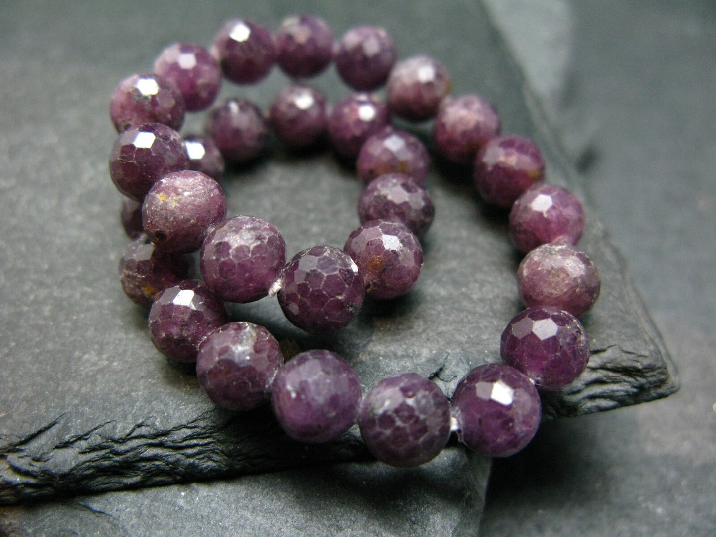 Purple Sapphire Genuine Bracelet ~ 7 Inches ~ 6mm Round Facetted Beads