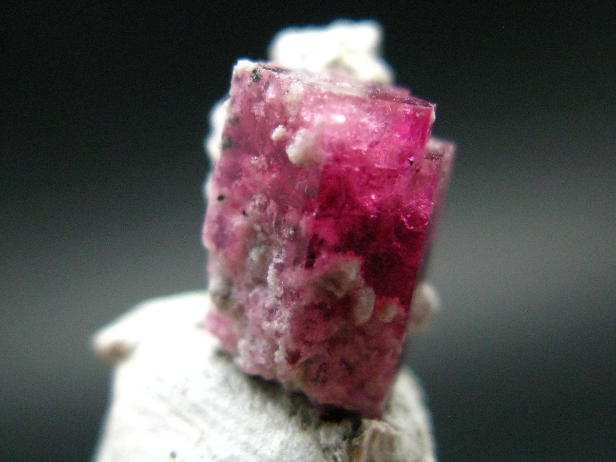 Rare Gem Bixbite Red Emerald Beryl Cluster From Utah USA - 1.3" - 0.88 Grams