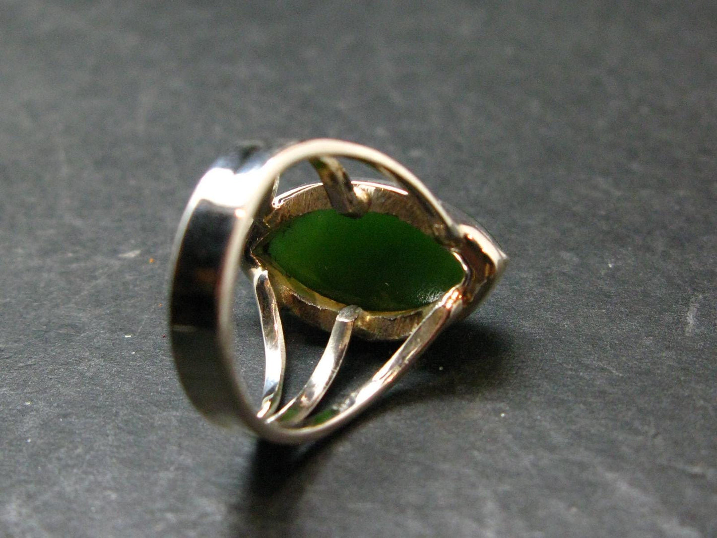 Nephrite Jade Ring From Canada - Size 7 - 6.44 Grams