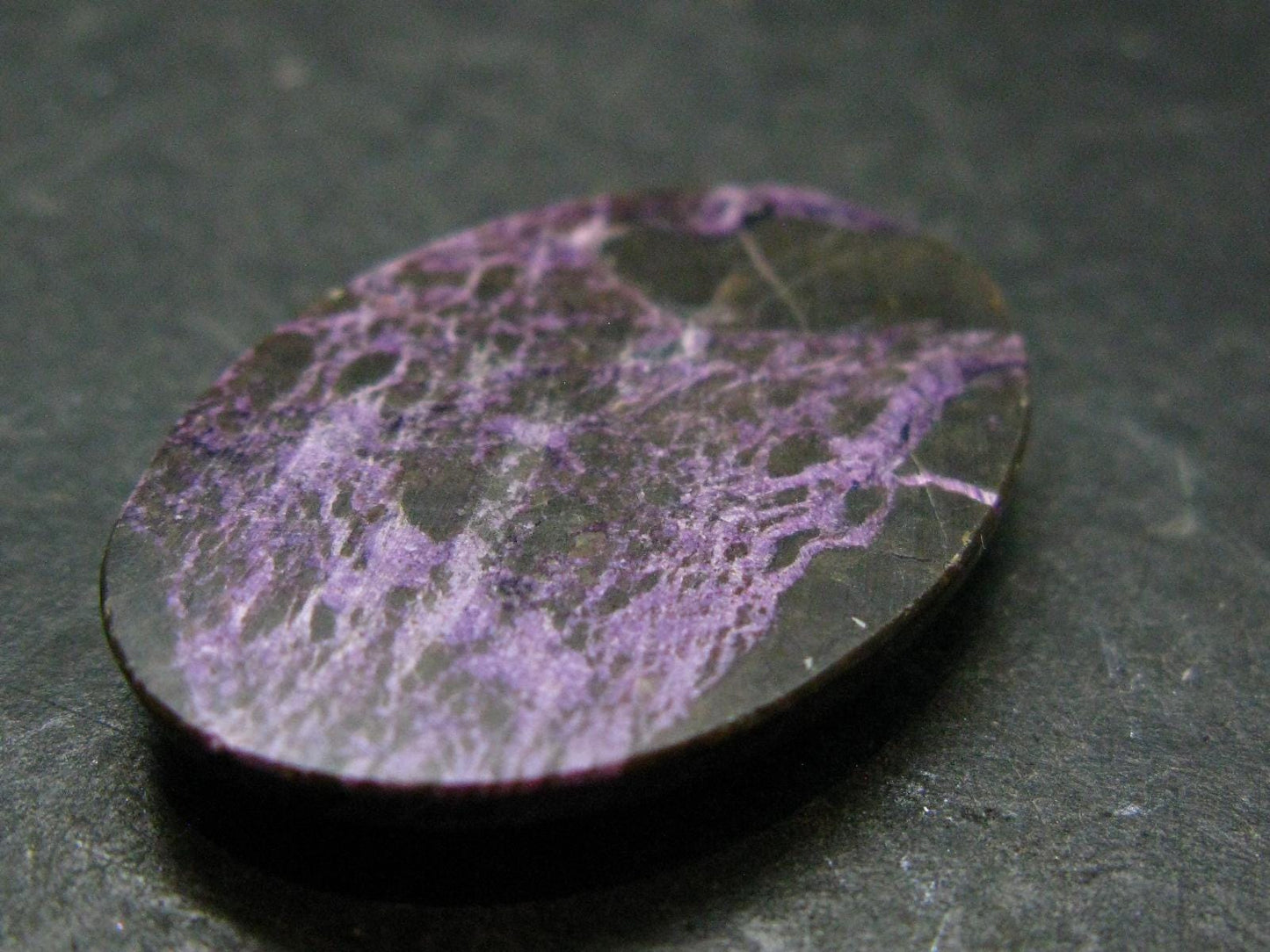 Rare Stichtite Cabochon from Australia - 1.3" - 6.0 Grams