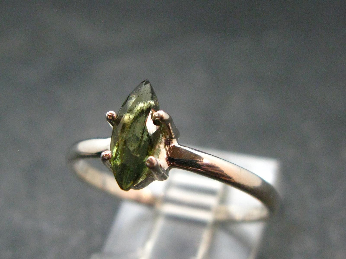 Moldavite Tektite Facetted Silver Ring from Czech Republic - Size 9 - 1.64 Grams