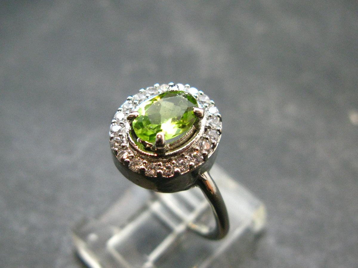 Natural Faceted Peridot Olivine Sterling Silver Ring - 3.11 Grams - Size 6.75