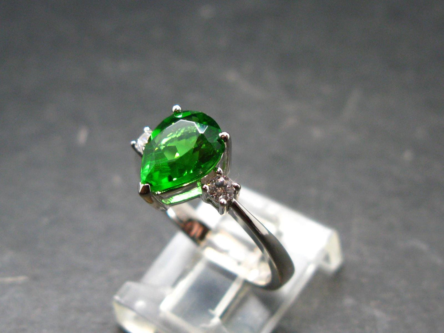 Helenite Gaia Stone Gem Sterling Silver Ring From Washington - Size 6.75 - 2.0 Carats