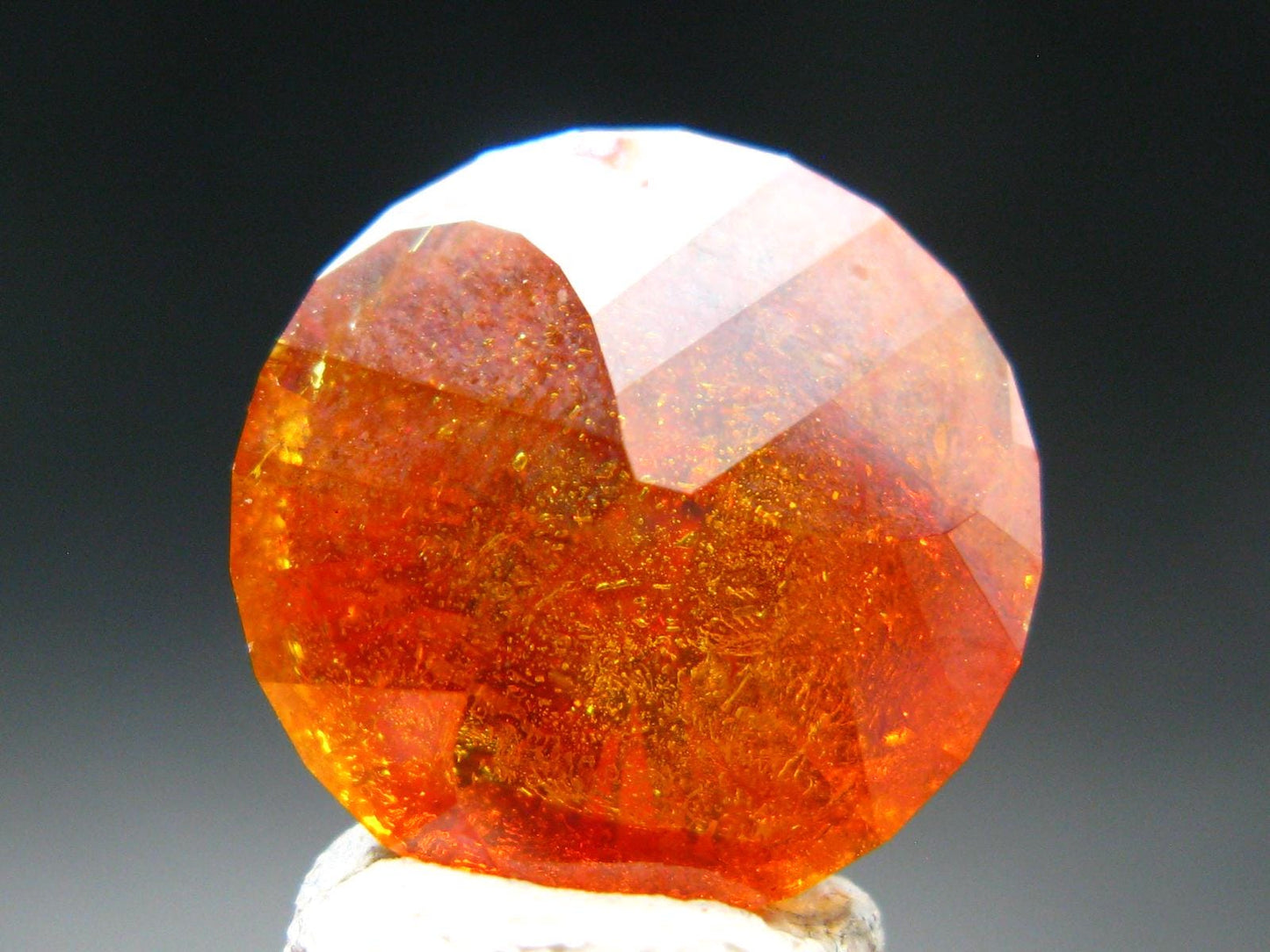 Gem Sphalerite Facetted Cut Stone from Spain - 15.73 Carats