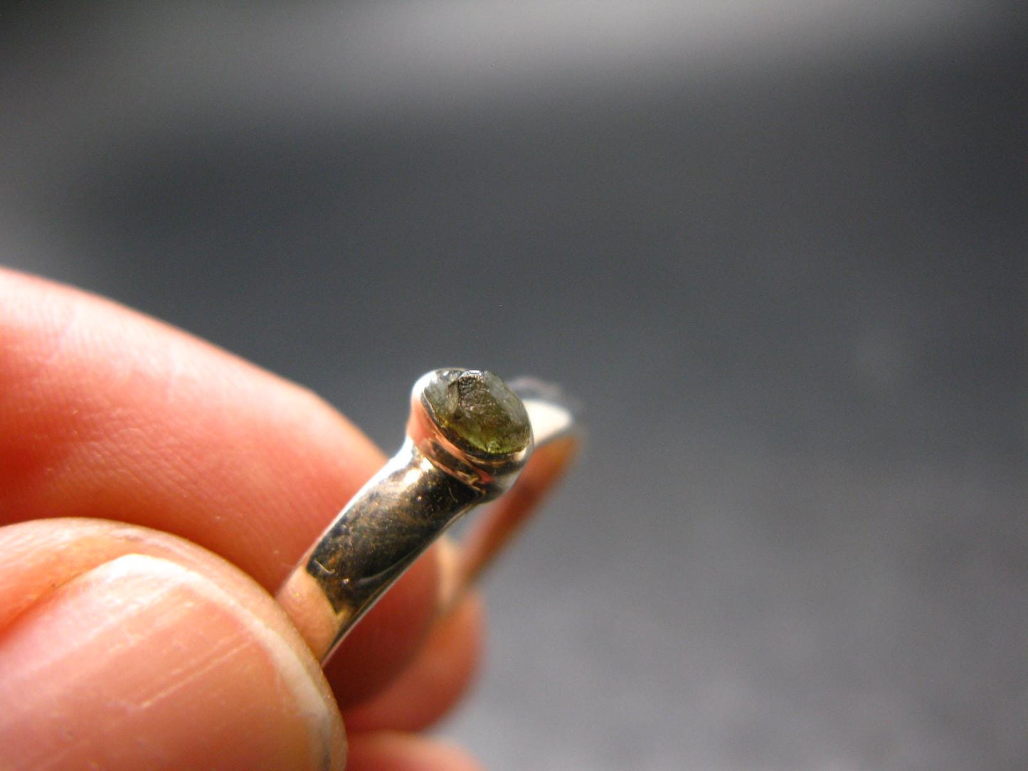 Cute Gem Moldavite Sterling Silver Ring From Czech Republic - Size 8 - 1.3 Grams
