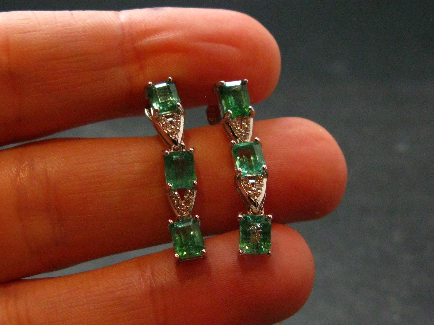 Gem Emerald Faceted Silver Earrings From Colombia - 3.12 Grams Total