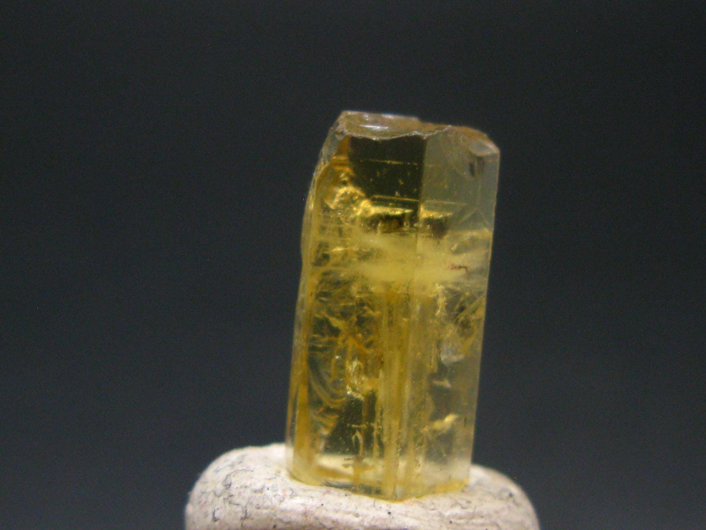 Gem Heliodor Golden Beryl Crystal From Tajikistan - 0.93 Grams - 0.5"