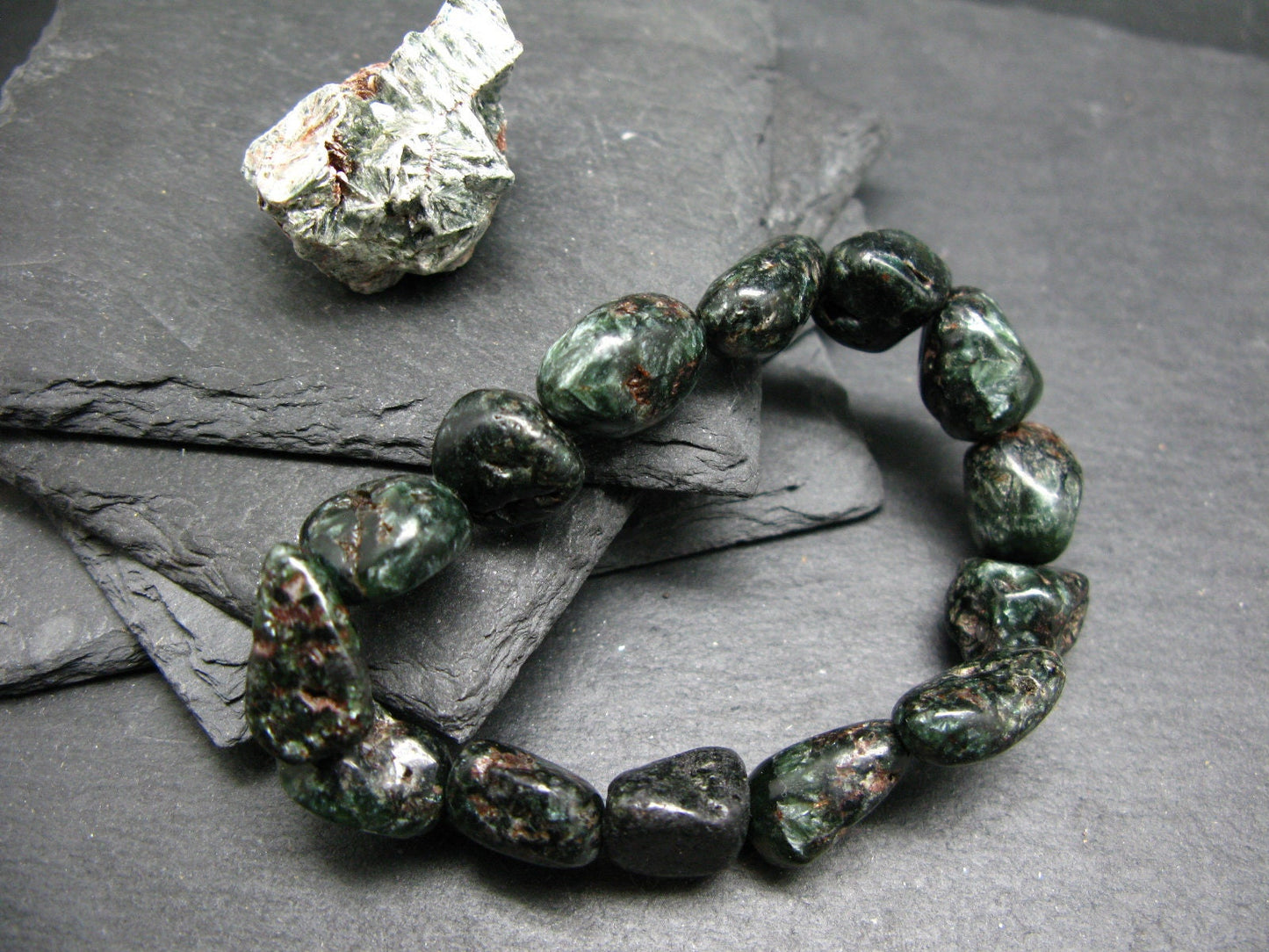 Seraphinite Clinochlore Genuine Bracelet ~ 7 Inches ~ 16mm Tumbled Beads