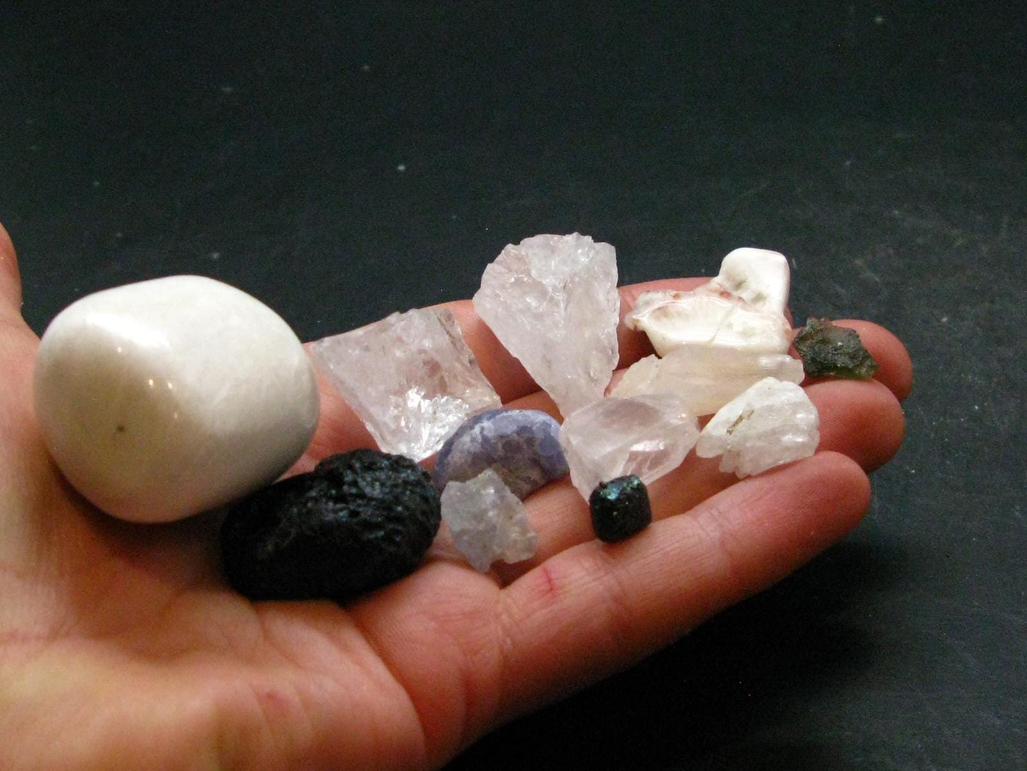 Synergy 12 Set Phenakite Moldavite Natrolite Petalite Danburite Tektite Scolecite Herderite Tanzanite Brookite 73.35 Gr