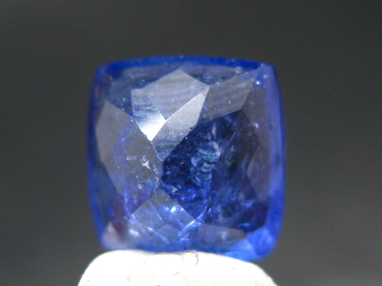 Rare Gem Tanzanite Cut Stone from Tanzania - 5.50 Carats