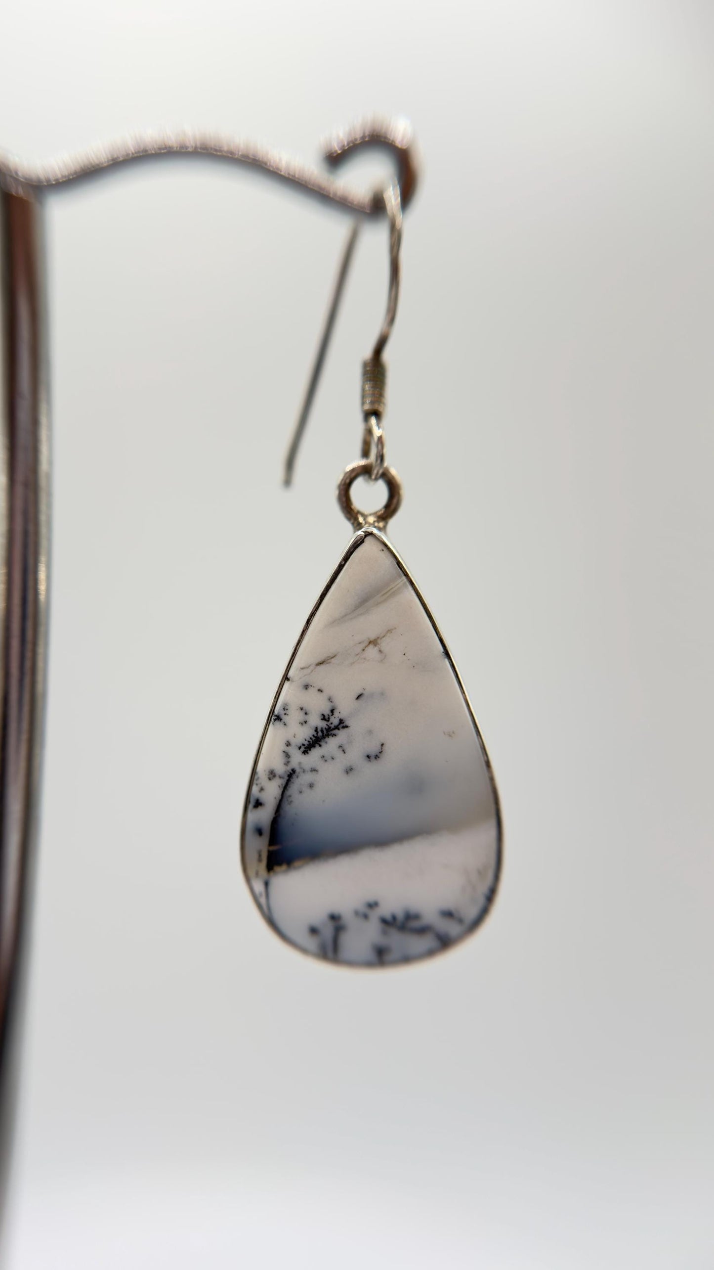 Elegant Moss Agate Teardrop Dangle Earrings – Natural Scenic Stone Jewelry