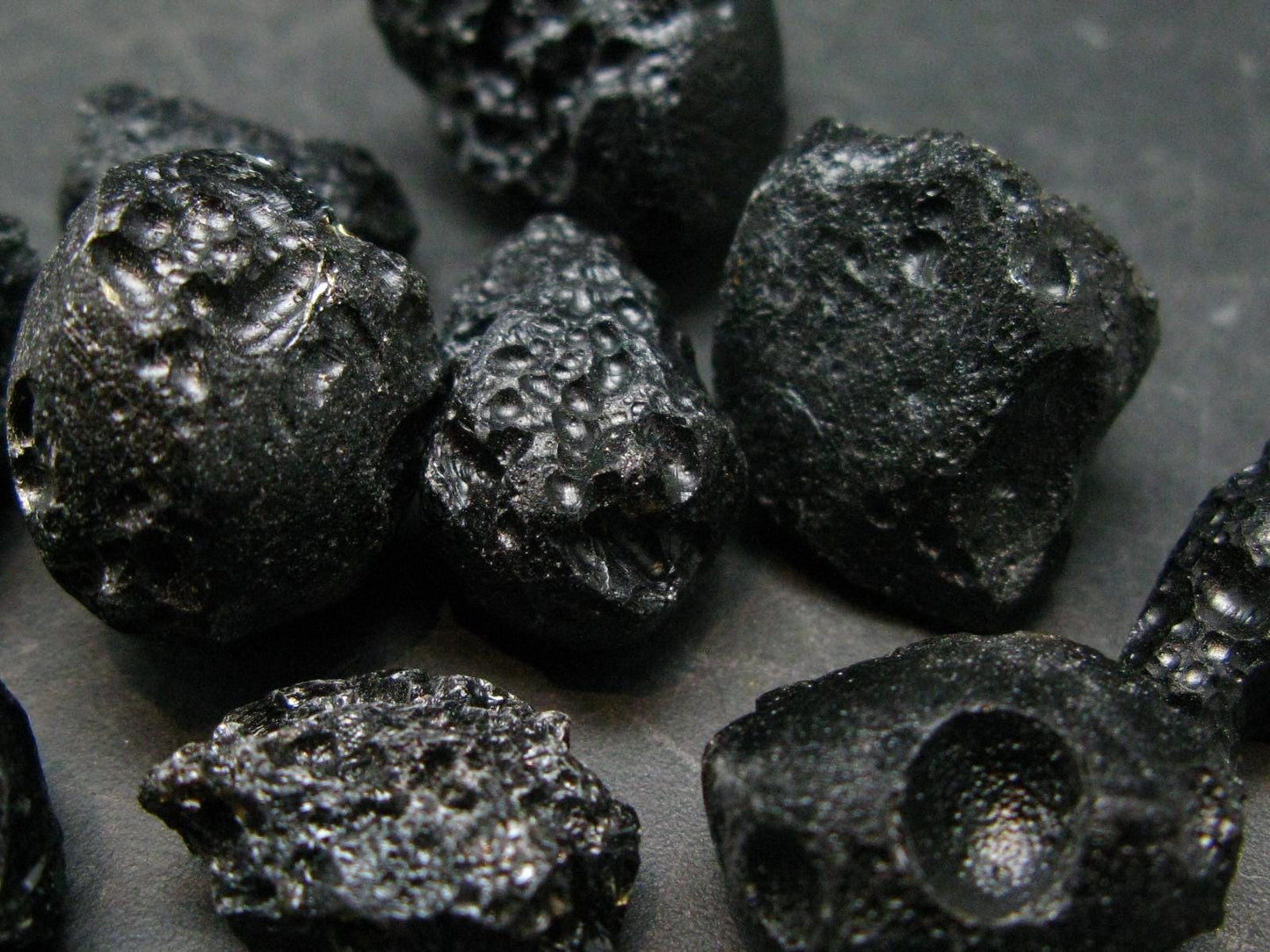 Nice Lot of 10 Tibetan Tektite Pieces From Tibet - 50 Grams