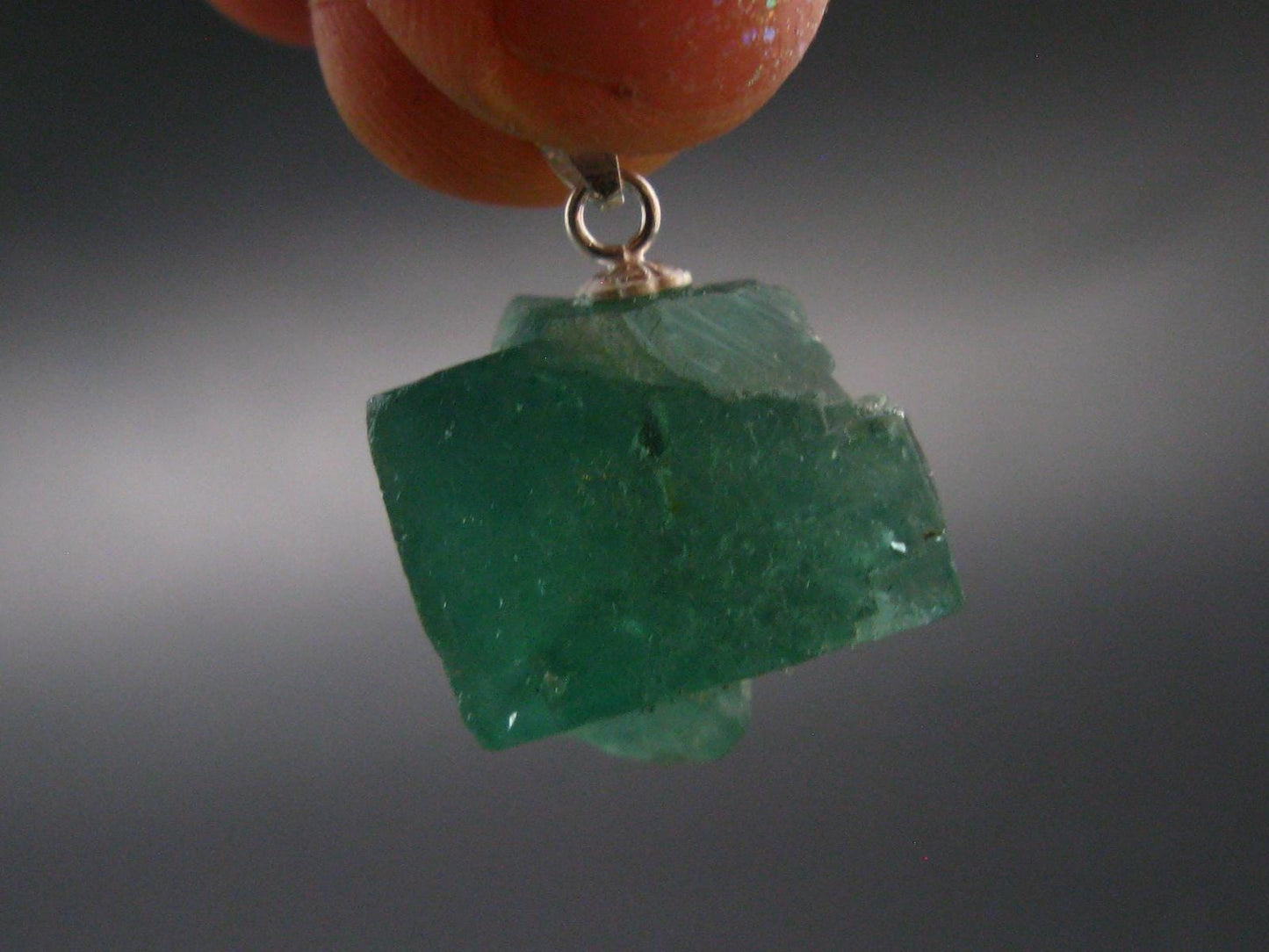 Rare!! Emerald Green Fluorite Crystal Silver Pendant From UK - 5.90 Grams - 0.8"