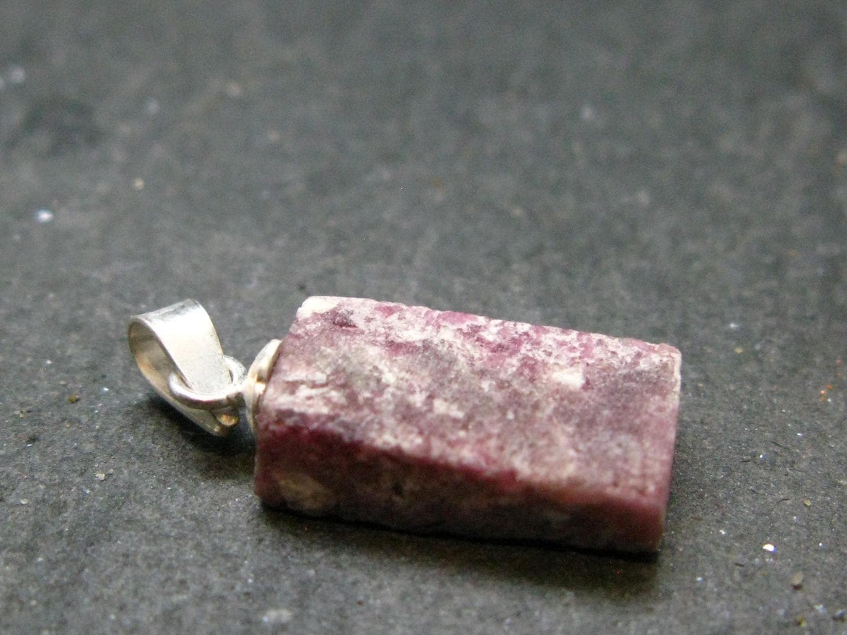 Bixbite Red Emerald Beryl Silver Pendant From Utah USA - 5.95 Carats - 0.9"