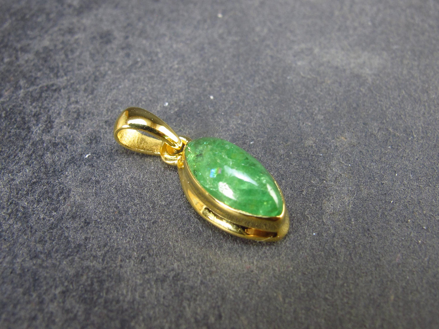 Tsavorite Green Garnet Gold Plated Silver Pendant from Tanzania - 0.8" - 1.68 Grams