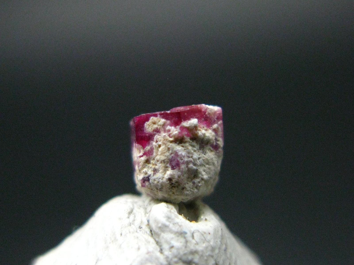 Nice Rare Gem Bixbite Red Emerald Beryl Crystal From Utah USA - 0.66 Carats