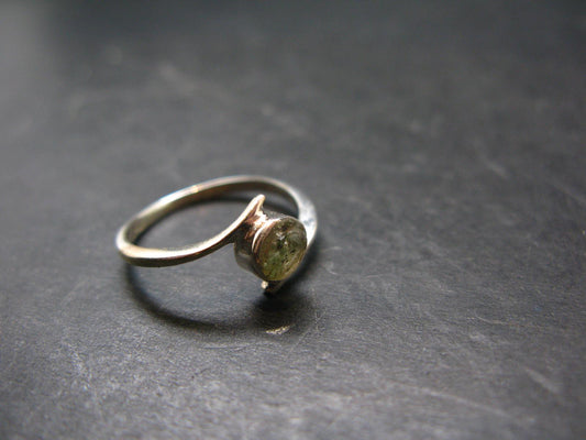 Cute Gem Moldavite Sterling Silver Ring From Czech Republic - Size 7 - 1.6 Grams