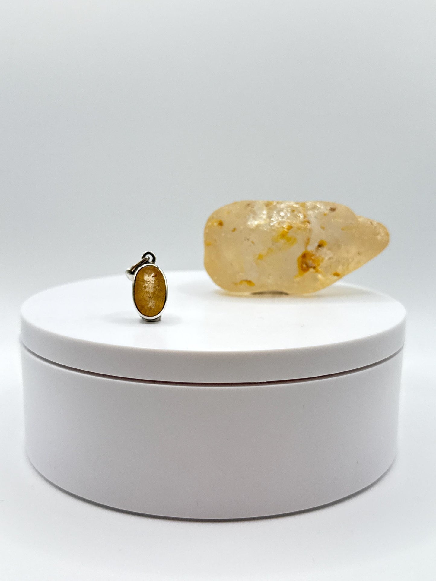 Oval Imperial Topaz Pendant in Sterling Silver - 3.36 Grams