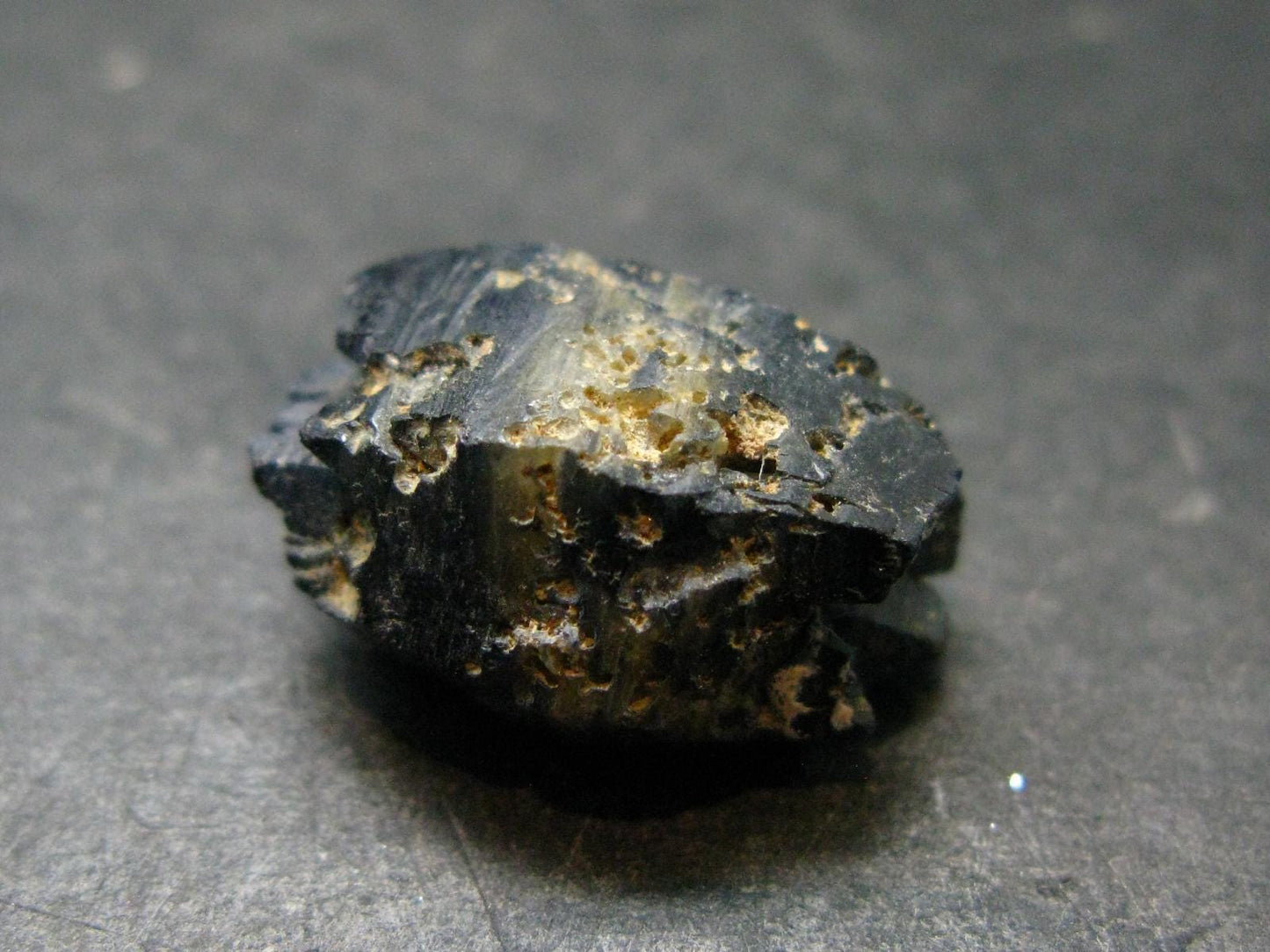 Gem Blue Sapphire Crystal From Sri Lanka - 0.8" - 23.65 Carats