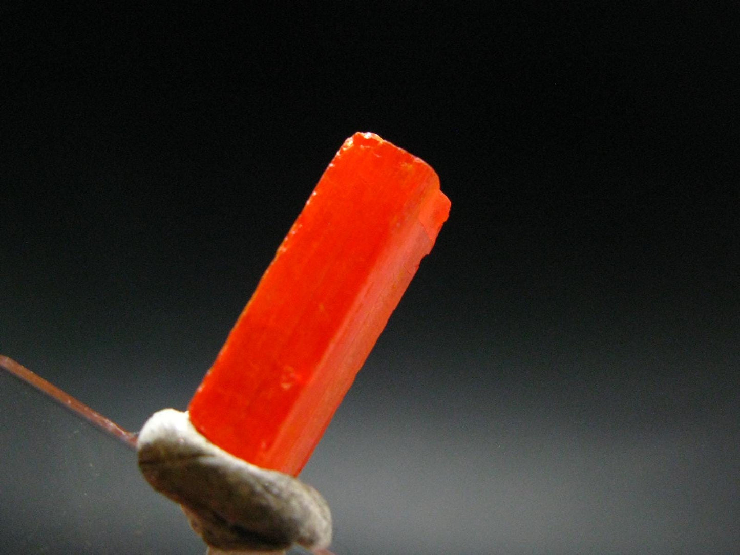 Large Orange Crocoite Crystal From Australia - 0.8" - 6.9 Carats