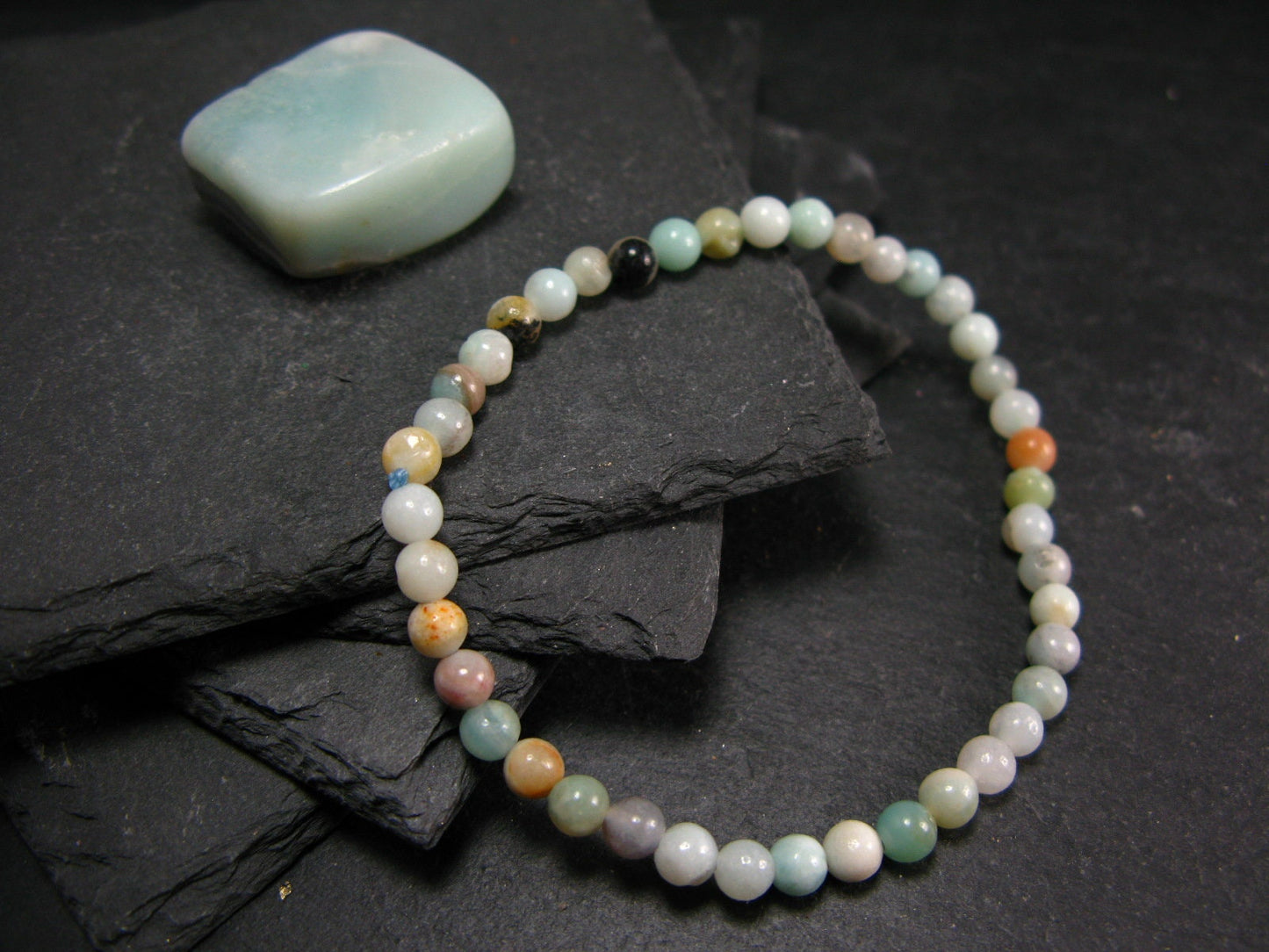 Azumar Genuine Bracelet ~ 7 Inches ~ 4mm Round Beads