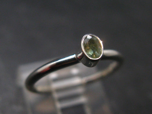 Genuine Alexandrite Gem Silver Ring From Russia - Size 4 - 1.35 Grams