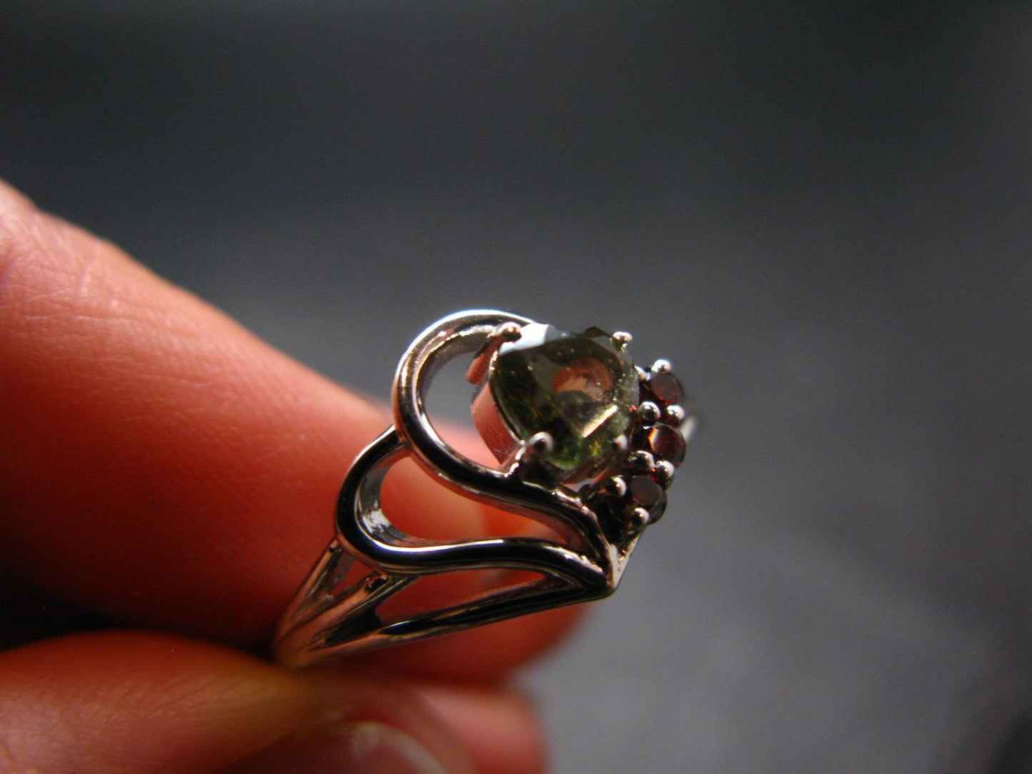Moldavite & Red Garnet Sterling Silver Ring From Czech Republic - Size 8.5 - 2.61 Grams