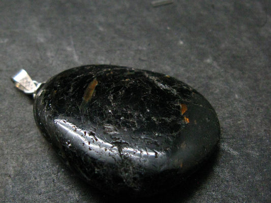 Very Rare Sterling Silver Nuumite Nuummite Pendant From Greenland - 1.4" - 8.84 Grams