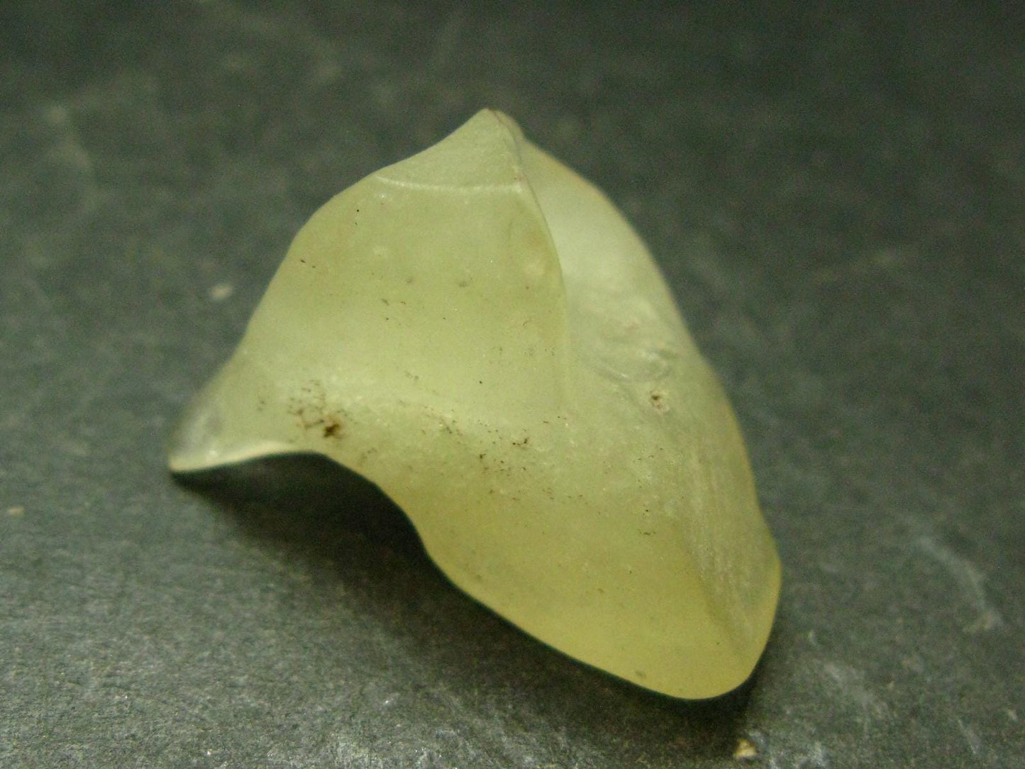 Nice Gem Libyan Tektite Raw Piece From Libya - 12.96 Grams - 1.1"