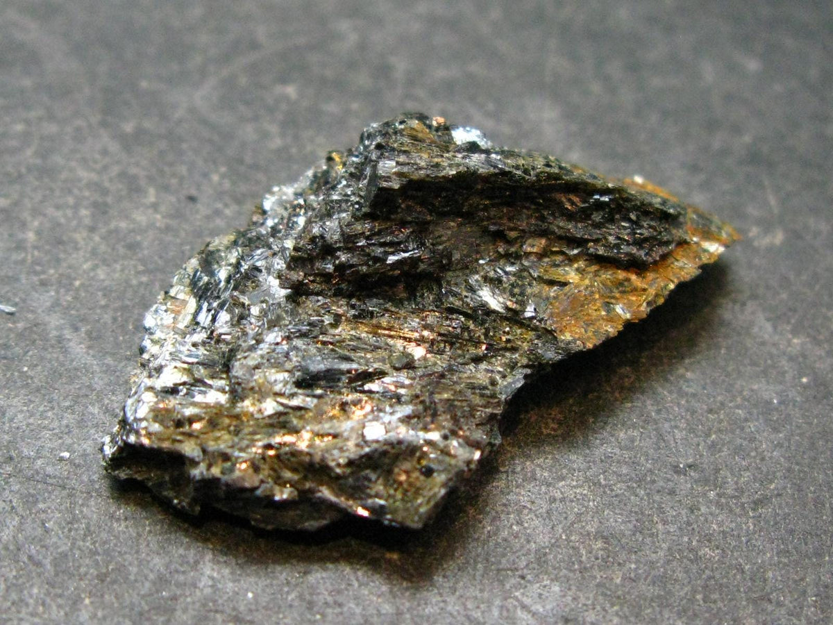 Rare Nuumite Nuummite Raw Piece From Greenland - 4.34 Grams - 1.2"